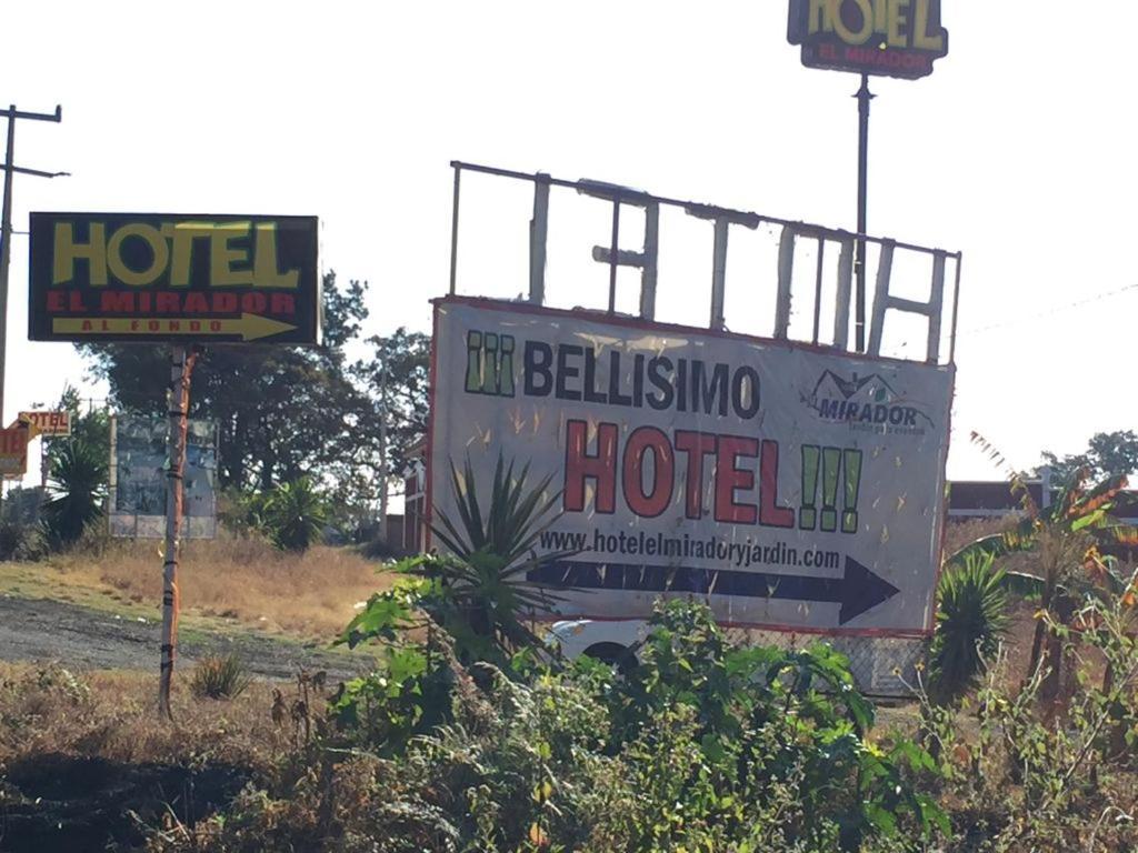 Hotel El Mirador Y Jardin 特拉亚卡潘 外观 照片