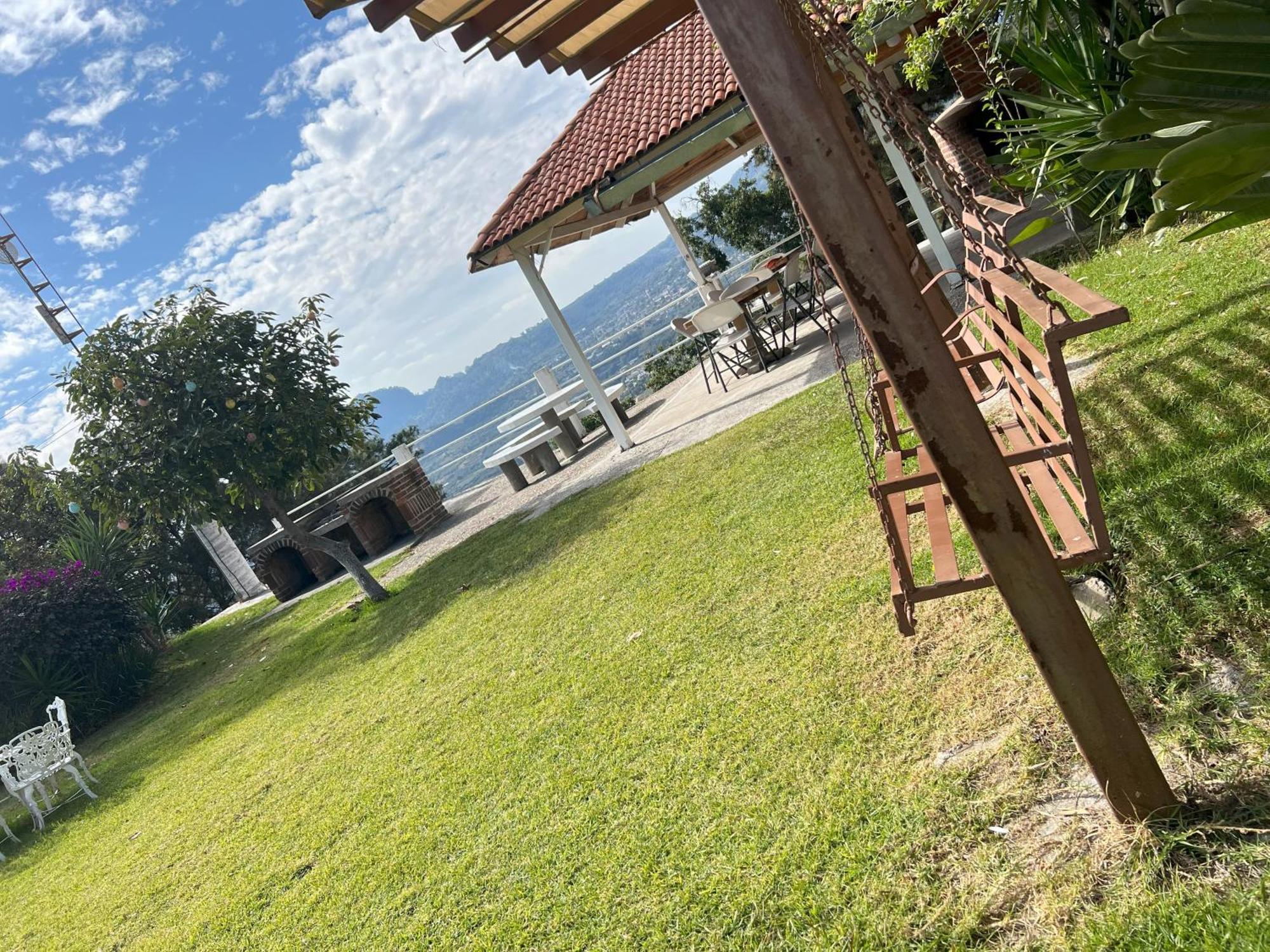 Hotel El Mirador Y Jardin 特拉亚卡潘 外观 照片