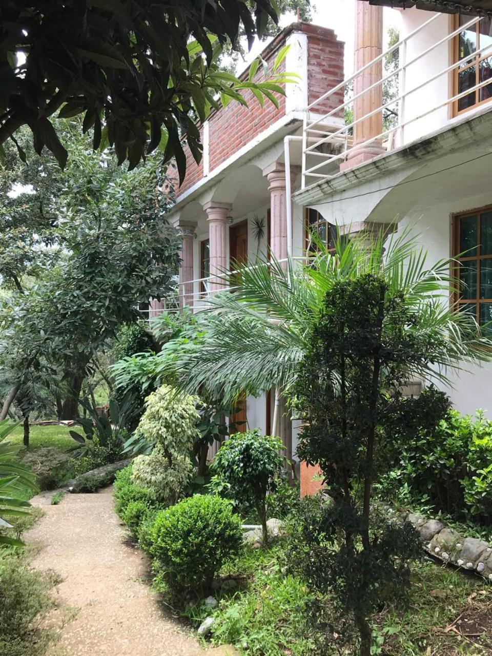Hotel El Mirador Y Jardin 特拉亚卡潘 外观 照片